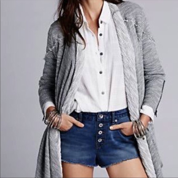 Free People Haynes Wash Button Fly Denim Shorts NWT - Picture 2 of 11